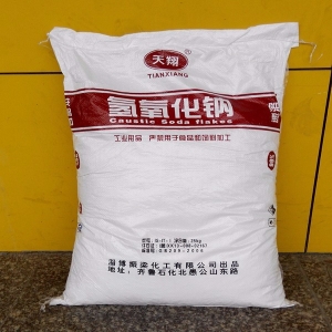 片堿（氫氧化鈉/NaOH）——火堿，苛性